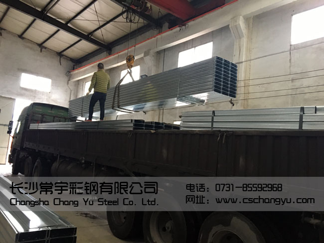 ����C���