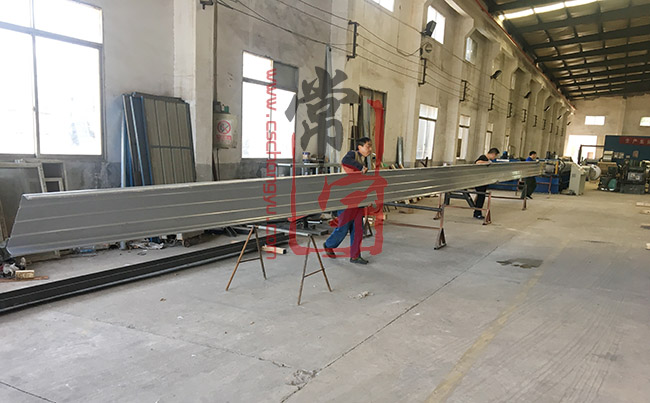 YX65-430型直立鎖邊